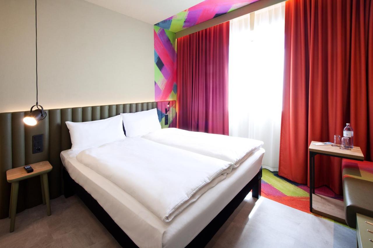 Ibis Styles Parndorf Neusiedler See Exterior photo