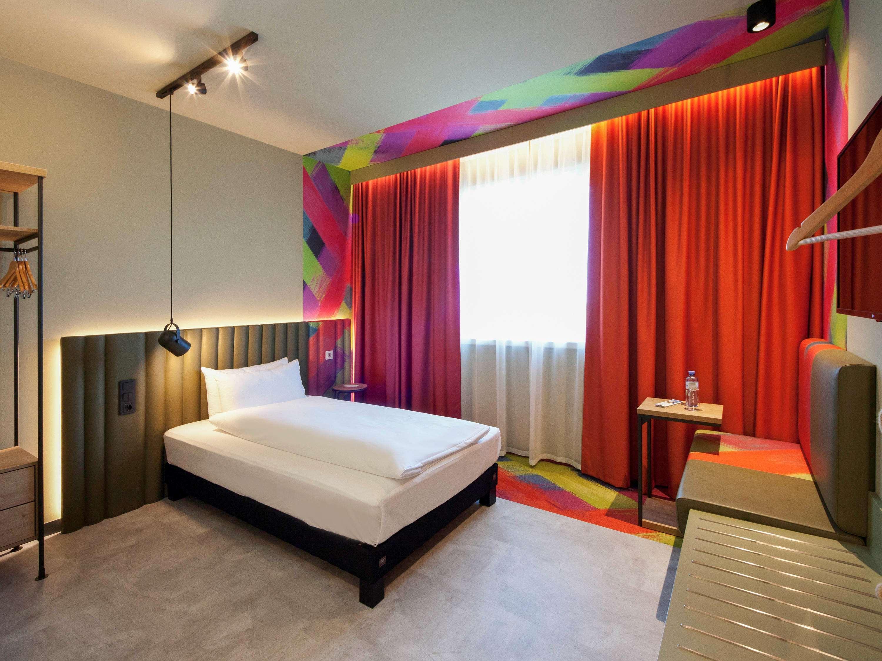 Ibis Styles Parndorf Neusiedler See Exterior photo